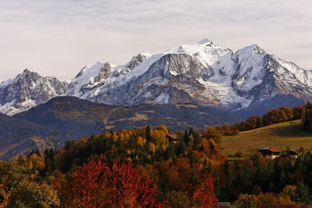 Le Charvet Hotel Cordon Bagian luar foto