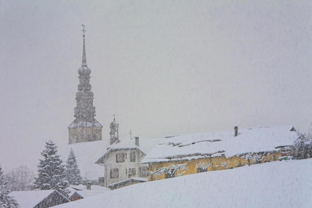 Le Charvet Hotel Cordon Bagian luar foto