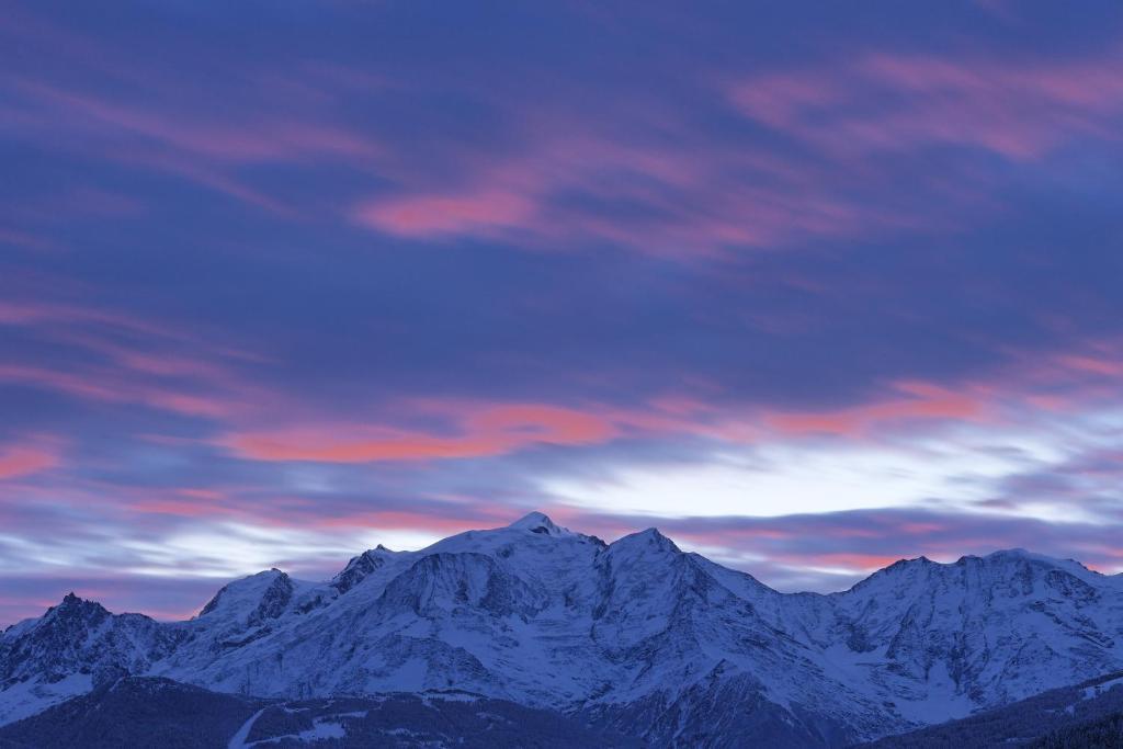 Le Charvet Hotel Cordon Bagian luar foto