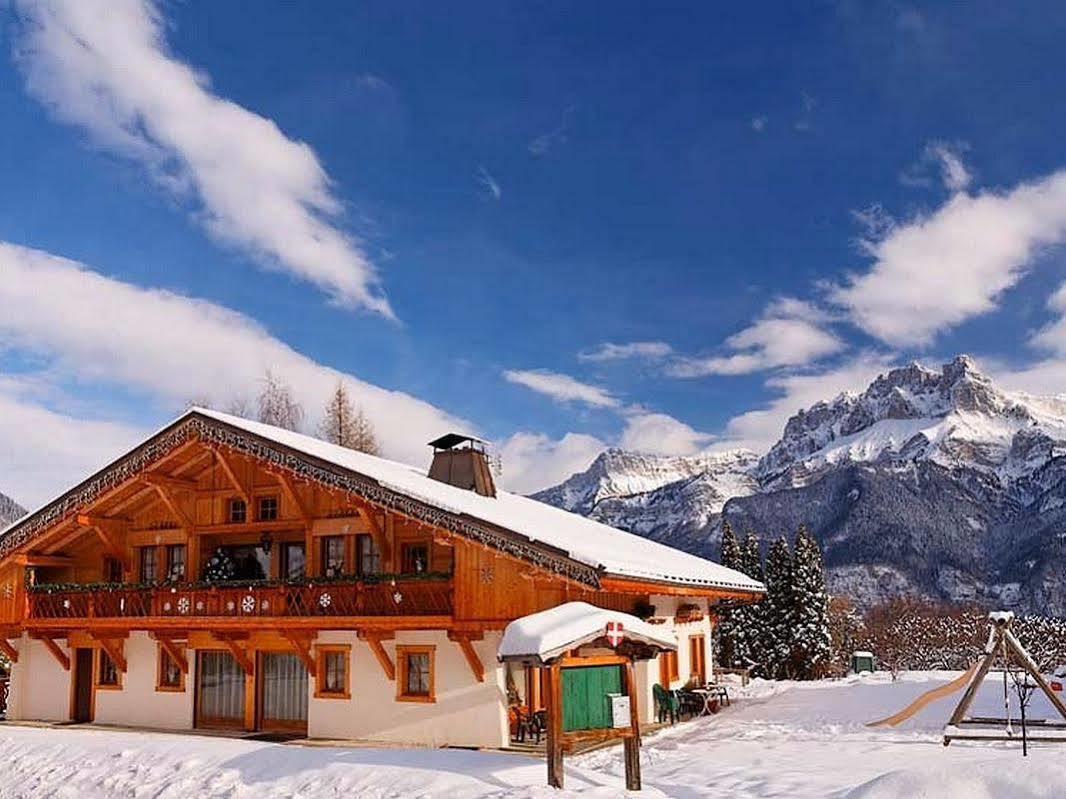 Le Charvet Hotel Cordon Bagian luar foto